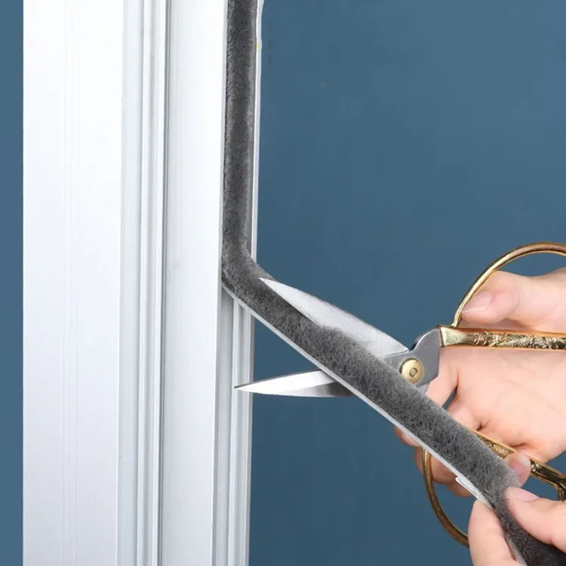 10M Self Adhesive Brush Strip  - Window Lock Bar のレビューと価格