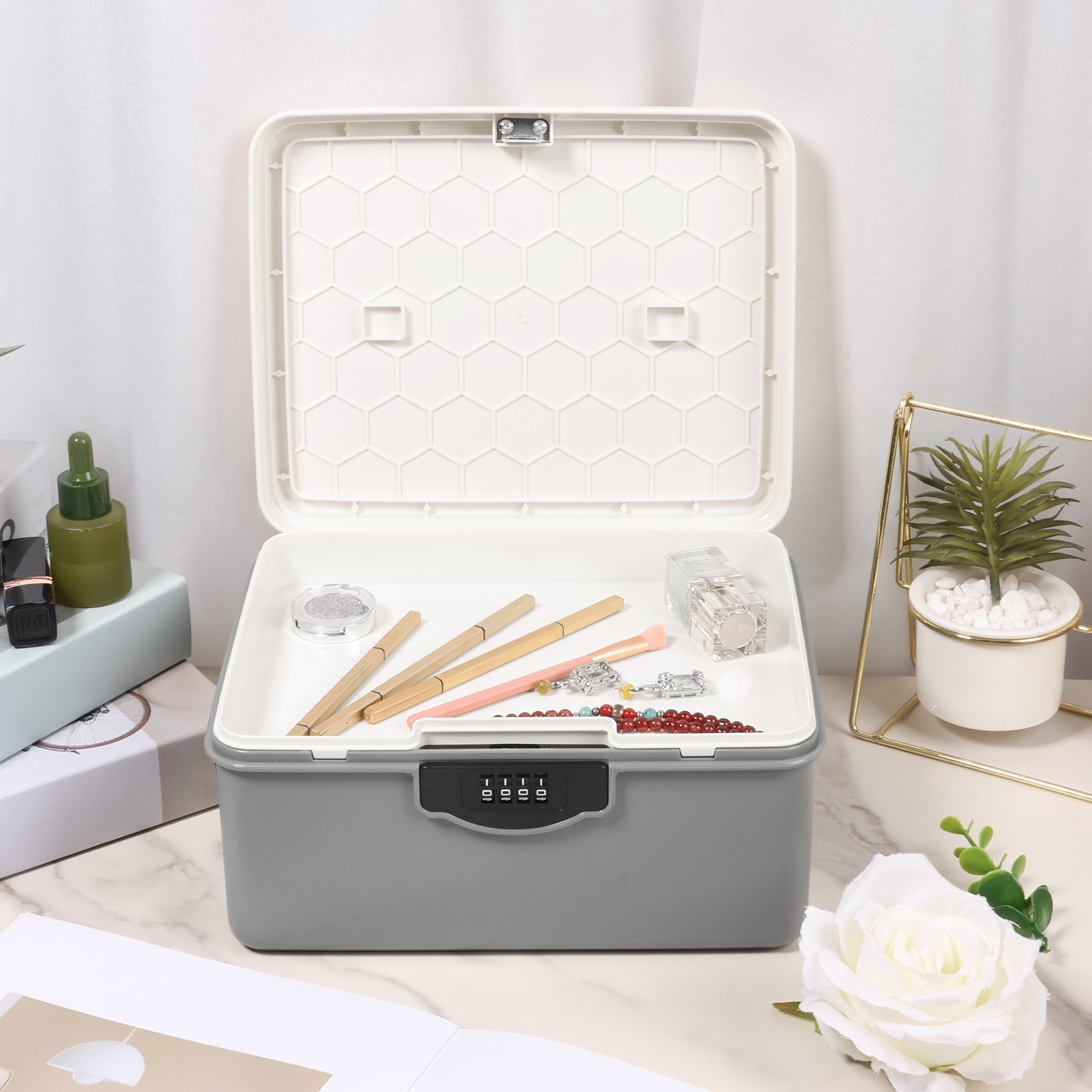 Digital Password Lock Safe Box - Medicine Cabinet Lock のレビューと価格