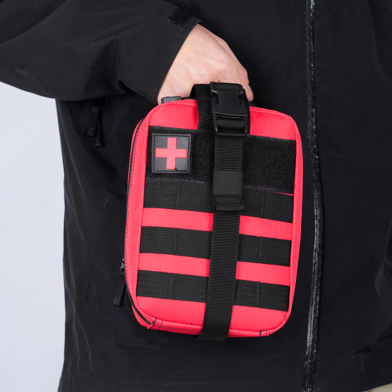 Tactical MOLLE First Aid Pouch - First Aid Bag Kit のレビューと価格