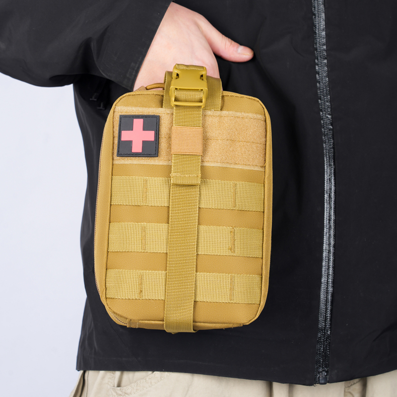 Tactical MOLLE First Aid Pouch - First Aid Bag Kit のレビューと価格