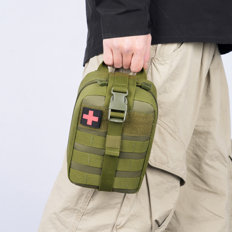 Tactical MOLLE First Aid Pouch - First Aid Bag Kit のレビューと価格